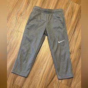 Boys grey drift sweatpants size 4